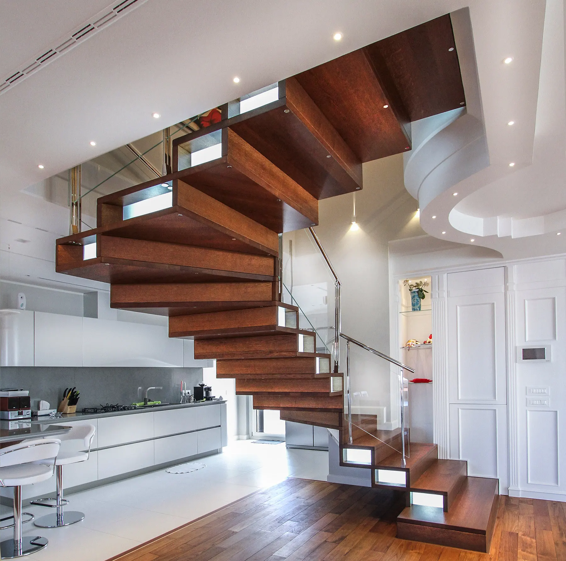 compon-closed-wooden-staircase-marretti2 light stairs